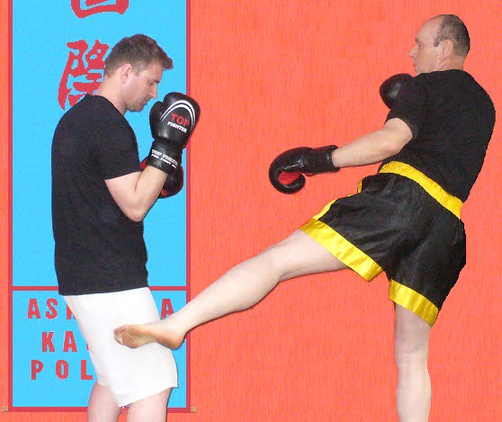 2. jpg trening grupy boxing & kick boxing